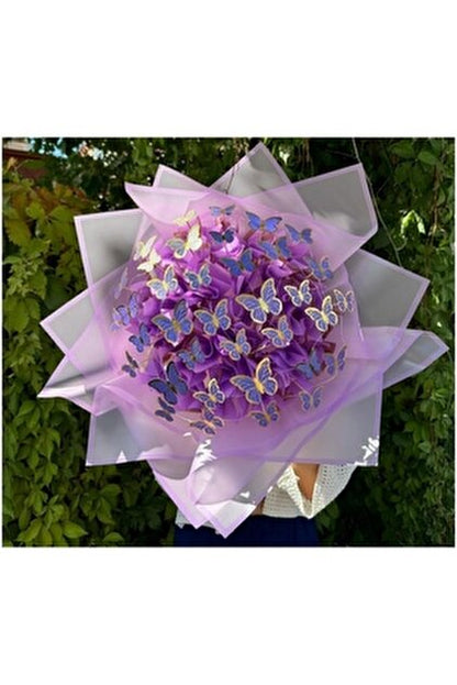 Işıltılı Aşkın İfadesi: Rosavea Kelebek Buketi