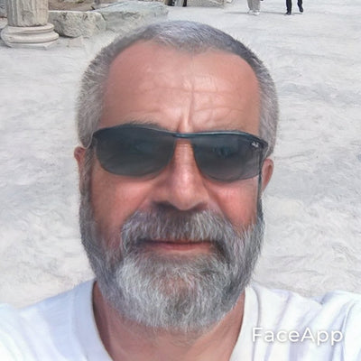 <em>Gökhan Erdağ</em>